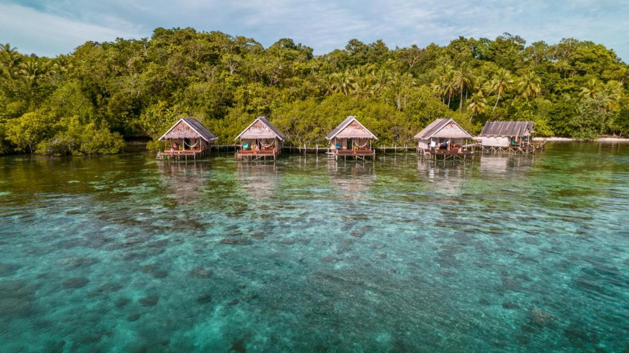 Yennanas Besir Methos Homestay - Raja Ampat מראה חיצוני תמונה