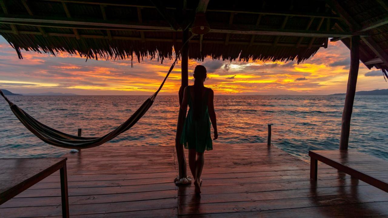 Yennanas Besir Methos Homestay - Raja Ampat מראה חיצוני תמונה