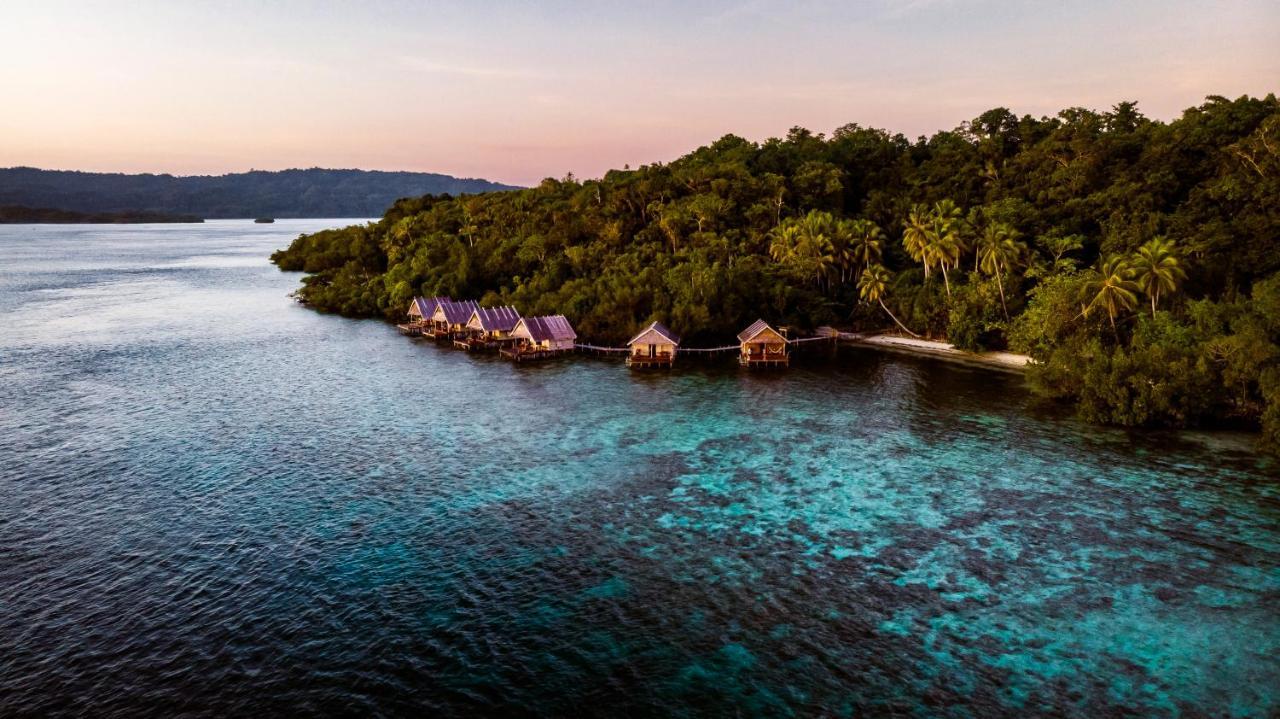 Yennanas Besir Methos Homestay - Raja Ampat מראה חיצוני תמונה