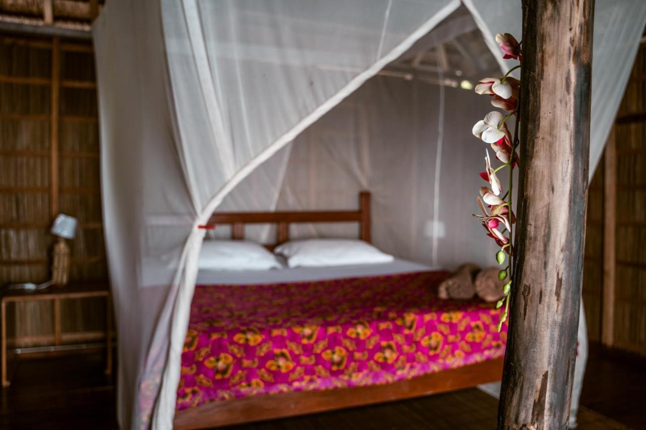 Yennanas Besir Methos Homestay - Raja Ampat מראה חיצוני תמונה