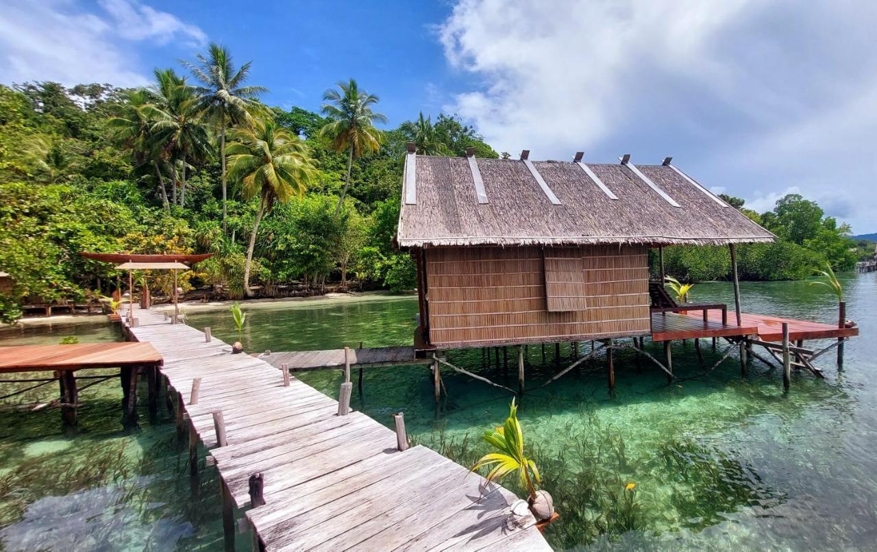 Yennanas Besir Methos Homestay - Raja Ampat מראה חיצוני תמונה