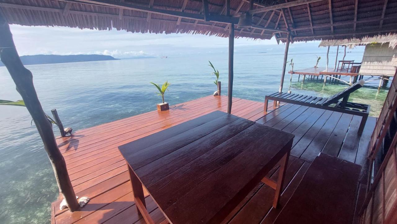 Yennanas Besir Methos Homestay - Raja Ampat מראה חיצוני תמונה