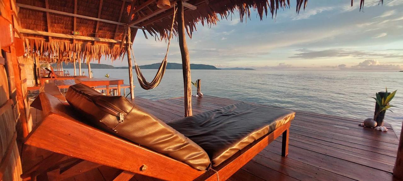 Yennanas Besir Methos Homestay - Raja Ampat מראה חיצוני תמונה